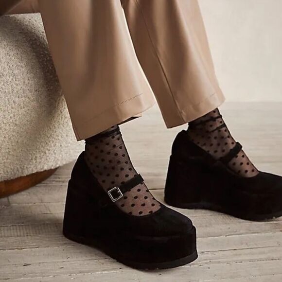 NEW FREE PEOPLE PLATFORM WEDGE SABRINA MARY JANE BLACK SUEDE - Picture 1 of 4